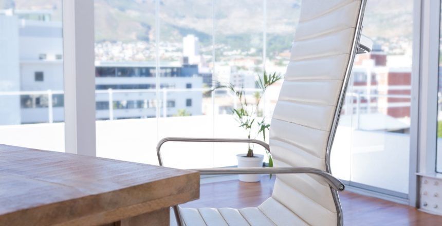 18327300_close-up-of-swivel-chair-in-an-office